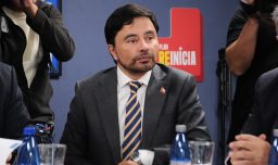 Carter tras advertencia de Maduro a Kast: Es un "dictador de mala muerte que probablemente está viviendo sus últimas horas"