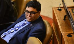 “Su lugar es en la cárcel”: Gobierno rechaza dichos de diputado Meza para conmutar pena a reos terminales, incluidos abusadores de menores