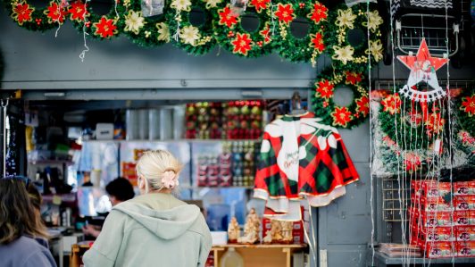 Fiestas de fin de año: Subtel entrega consejos de ciberseguridad para evitar fraudes y suplantación de identidad