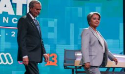 "Tranquilízate un poquito": Migración genera tenso cruce entre Jara y Kast