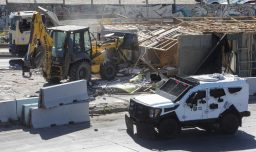 Maipú: Desalojan 110 familias en el Campamento "El Trébol"