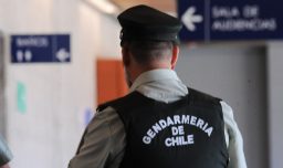 Presidente de ANOP habla de "crisis estructural" y afirma que modelo que Gendarmería tiene hace 50 años "está agotado"