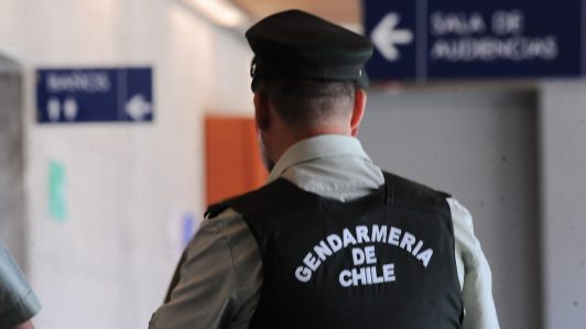 Presidente de ANOP habla de "crisis estructural" y afirma que modelo que Gendarmería tiene hace 50 años "está agotado"