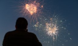 Año Nuevo en la Torre Enel: Así funcionará el Metro de Santiago el 31 de diciembre y 1 de enero