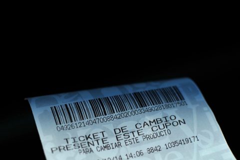 ¿Te llegó un regalo de Navidad que no te gustó y no tiene ticket de cambio? Esto es lo que puedes hacer según la ley