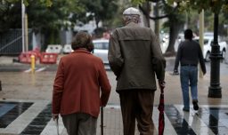 Aumento de pensiones: ¿Cuáles son los dos nuevos beneficios para jubilados que entran en vigencia en enero de 2026?