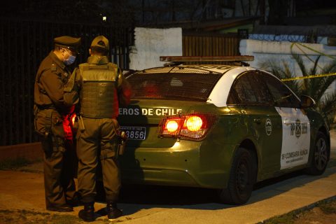 Se hicieron pasar por seguridad municipal: Millonario robo afecta a joyería en Lo Barnechea