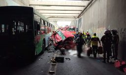 Tragedia en Lo Espejo: Madre y dos de sus hijos mueren tras colisión entre vehículo y bus del transporte público