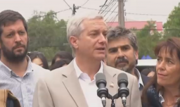 “En la tarde va a volver a salir el sol”: Las palabras de José Kast tras emitir su voto