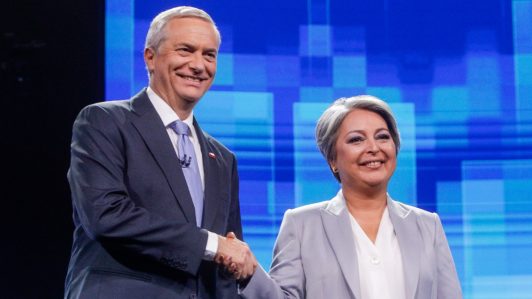 Estudio muestra coincidencias y contrastes entre propuestas de Kast y Jara con las demandas de la niñez chilena