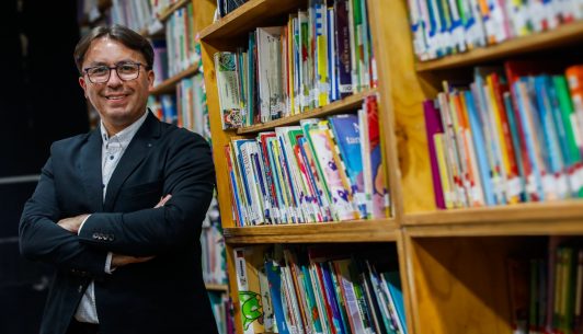 Global Teacher Prize: Profesor chileno de escuela rural es elegido entre los 50 mejores del mundo