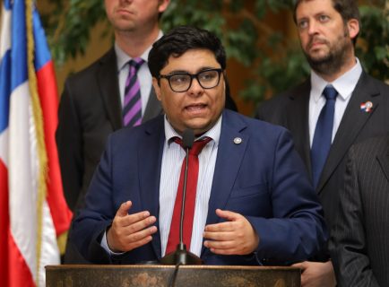 Dirigente de Republicanos: Diputado Meza afirma que apoyaría conmutar condenas de reos terminales, incluidos abusadores de menores: “No hay que hacer distinciones”