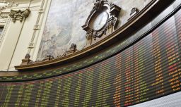 IPSA vuelve a superar los 10.200 puntos y la Bolsa chilena encadena siete máximos históricos en medio del rally electoral