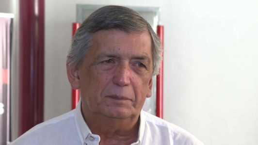 Carmona: Si quieren relacionar al PC "con faltas a la contribución de la convivencia democrática, lea nuestra historia"