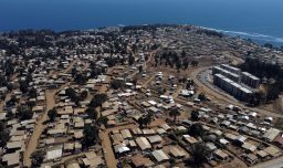 Gobierno ingresa plan para megatoma de San Antonio: Desalojo gradual afectará a cerca de 5 mil personas