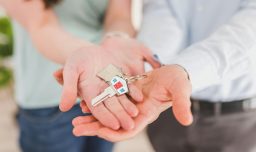 Mercado inmobiliario regional chileno se reactiva con rentabilidades que superan el 9% en destinos turísticos