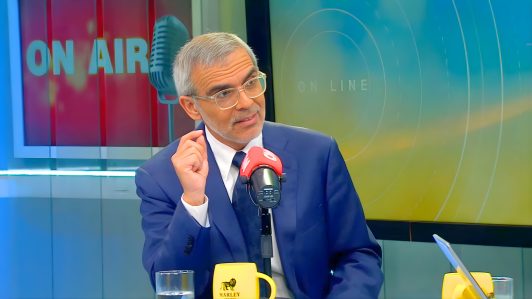 "El miedo como estrategia electoral": La advertencia del ministro Cordero por el tono de la campaña presidencial