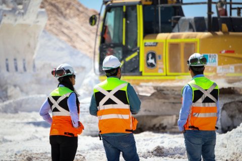 Estudio a la fuerza laboral de la gran minería chilena: ¿Cuáles son las oportunidades y los desafíos de la industria?
