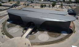 Inauguran Centro Espacial Nacional: Se fabricarán satélites chilenos