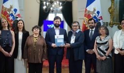 Presidente Boric recibió en La Moneda el primer informe bienal del Plan Nacional de Búsqueda