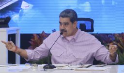 Veterano de Estados Unidos que evacuó a Machado dice que es difícil sacar a Maduro vivo de Venezuela