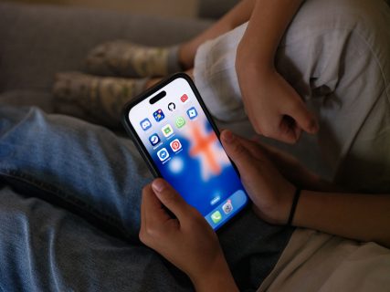 La generación Z es la audiencia más conectada y, a la vez, la más difícil de conquistar