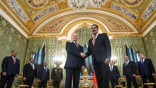 Putin expresa su apoyo a Maduro en una llamada telefónica en plena tensión con EE.UU.