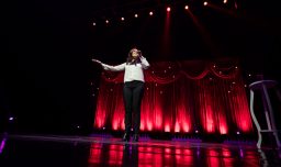 A diez años de su estreno, Natalia Valdebenito edita “Gritona” en vinilo