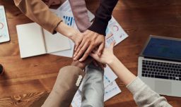 Columna de Pablo Águila: El Arte de Operar