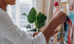 Vision Board 2026: ¿Qué es, cómo hacer uno y cuál es la ciencia detrás de esta tendencia que se tomó las redes sociales?