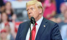 Trump dice que Venezuela entregará entre 30 y 50 millones de barriles de petróleo a EE.UU.