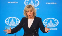 Rusia condena la posible intervención militar de Estados Unidos en Irán y aranceles contra sus socios