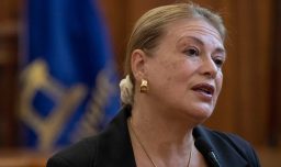 Fiscalía pide prisión preventiva para exministra Ángela Vivanco por cohecho y lavado de activos