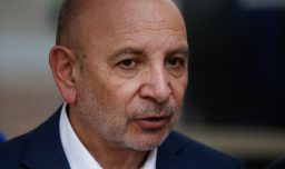 Juan Luis Castro por crisis oficialista: "No hubo lealtad del PC y el Frente Amplio" hacia el Partido Socialista y el gobierno