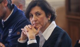 UDI amenaza con presentar una acusación constitucional en contra de la ministra de Salud si no renuncia "en las próximas horas"