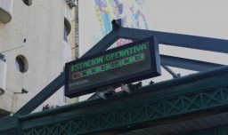 Metro de Santiago informe cierre de estaciones en Línea 1