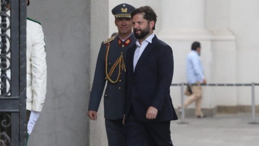 Presidente Boric recibirá en La Moneda a estudiantes reconocidos con Trayectorias Educativas tras la PAES