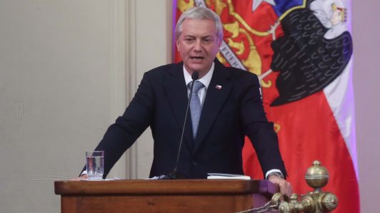 Tras críticas de partidos: José Antonio Kast sigue evaluando composición de su gabinete