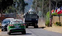 Tres personas fueron detenidas por Carabineros durante desalojo de megatoma en San Antonio