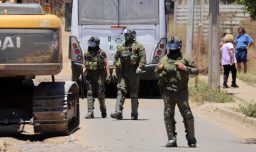 Continúa proceso de desalojo de megatoma en San Antonio: Ya van 14 personas detenidas