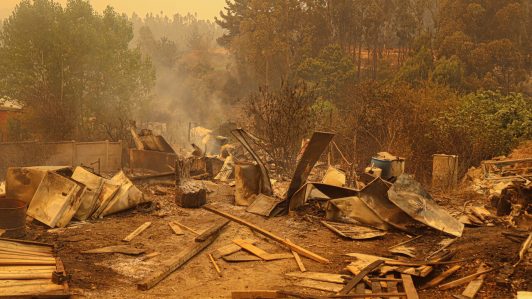 Toque de queda por incendios forestales: ¿Qué significa y qué medidas se implementan?