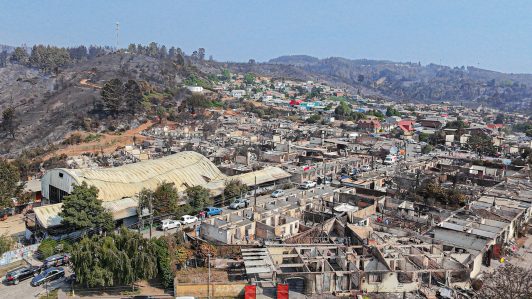 Balance de incendios forestales: 20 fallecidos y 590 viviendas destruidas en Biobío y Ñuble