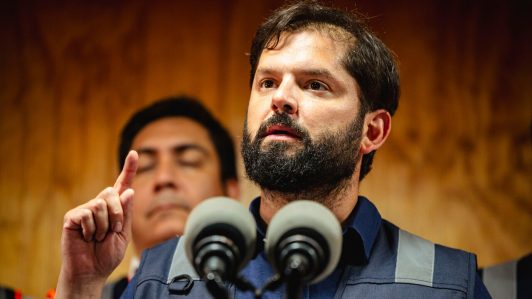 El cruce entre Boric y diputada electa republicana por la respuesta del Gobierno ante los incendios forestales en Biobío