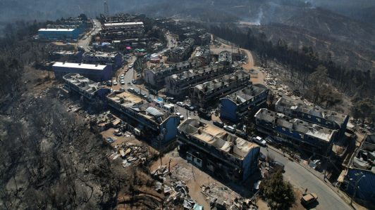 DGAC recuerda prohibición de volar drones en zonas donde operen aeronaves que combaten incendios forestales