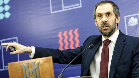 Hacienda anuncia recorte de $800 mil millones y confirma déficit fiscal de un 2,8% en 2025