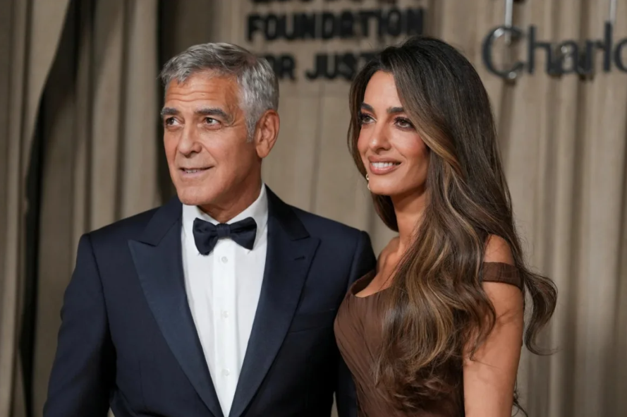 George y Amal Clooney obtuvieron la ciudadanía francesa para ellos y sus hijos en diciembre. Maja Smiejkowska/Reuters/File