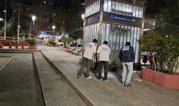 Ataque armado en Plaza Santa Ana de Santiago deja un fallecido y tres personas heridas