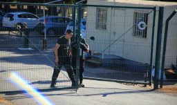 Gendarme formalizado por red criminal prestó su celular a condenado por violaciones a DDHH en Punta Peuco