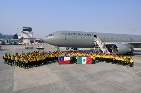 Arriban 145 brigadistas mexicanos al sur para reforzar el combate de incendios forestales