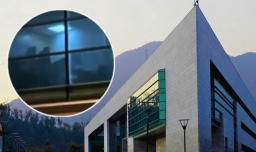 Exige $200 millones: Las razones que dio el funcionario captado teniendo sexo en la Municipalidad de Vitacura para su demanda